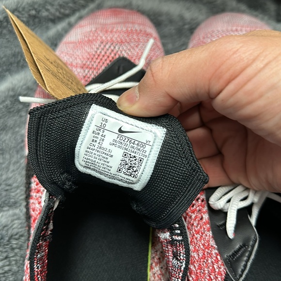 Nike Air Max Flyknit Racer sz 10 - Picture 8 of 8